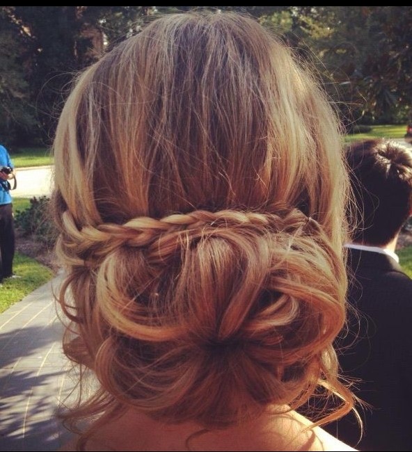 32 Overwhelming Bridesmaids Hairstyles Pretty Designs