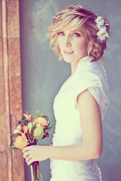Short Curly Bob for Wedding Hairstyles