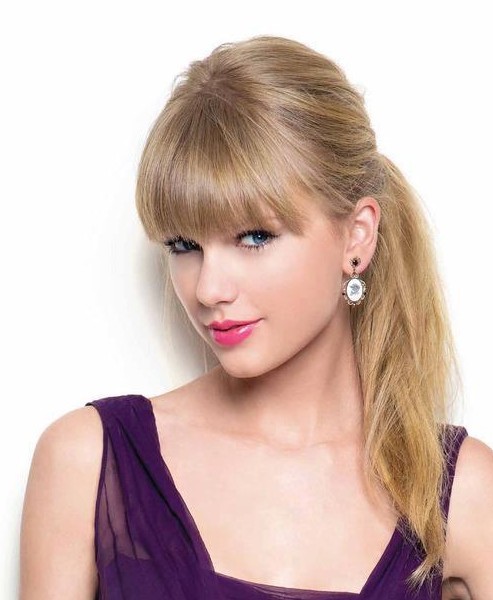 Taylor Swift Medium Straight Hairstyle with Blunt Bangs