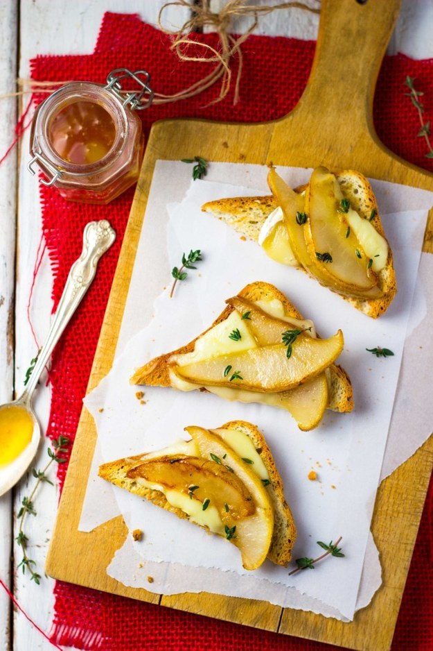 Brie and Pear Toasts with Thyme Honey