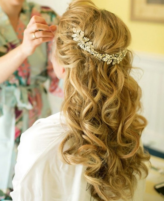 Long Curly Hairstyle for Wedding