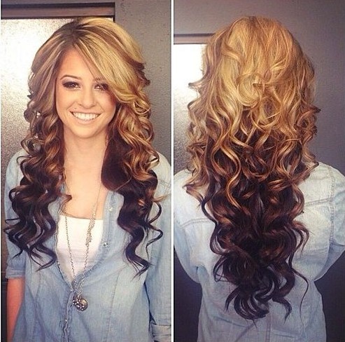 Long Curly Wavy Hairstyle for Blond Ombre Hair
