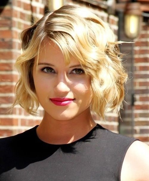 Short Bob Hairstyle for Curly Hair