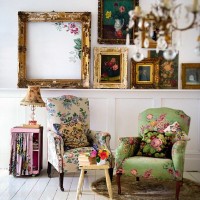 Vintage-chic Home