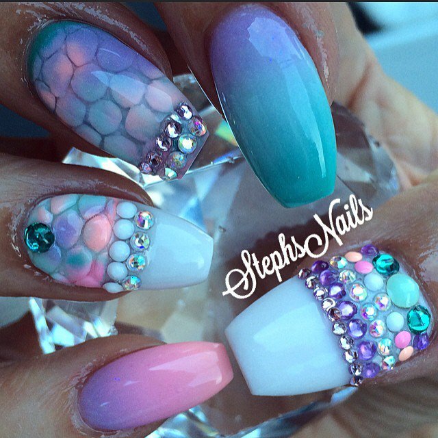 Pink and Blue Nail Art Design