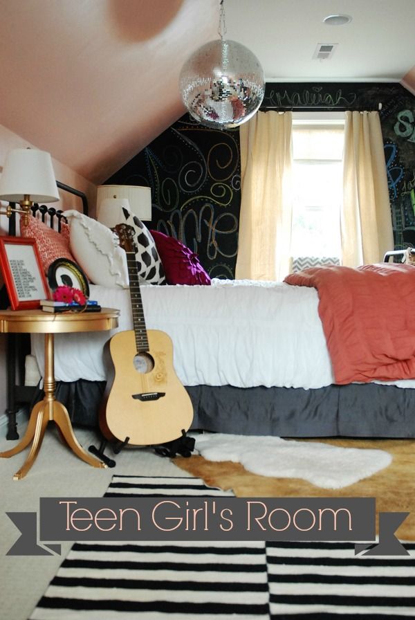 Stylish Teen Girl’s Room