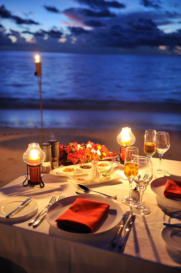 romantic dinner table