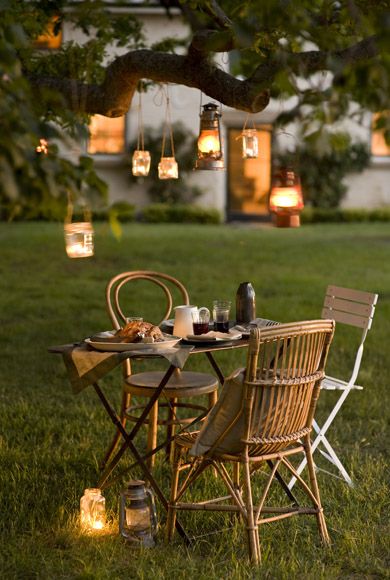 20 Ideas To Set A Romantic Table, Outdoor Candlelight Dinner Ideas