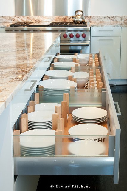 Cabinets for Dinnerware