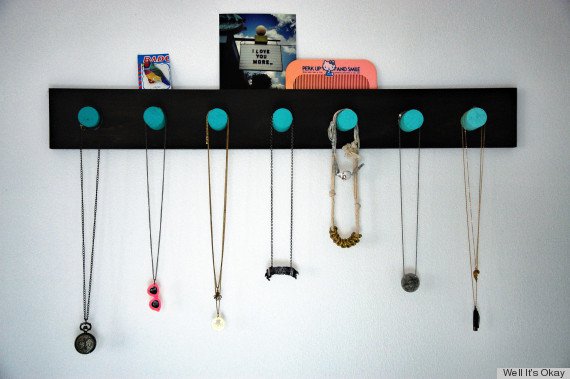 DIY Ombre Necklace and Bracelet Rack
