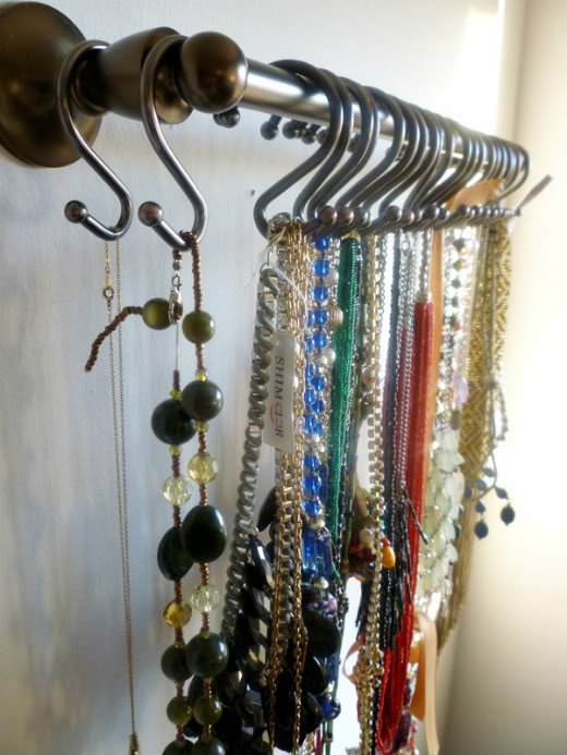 Hook Jewelry Organizing