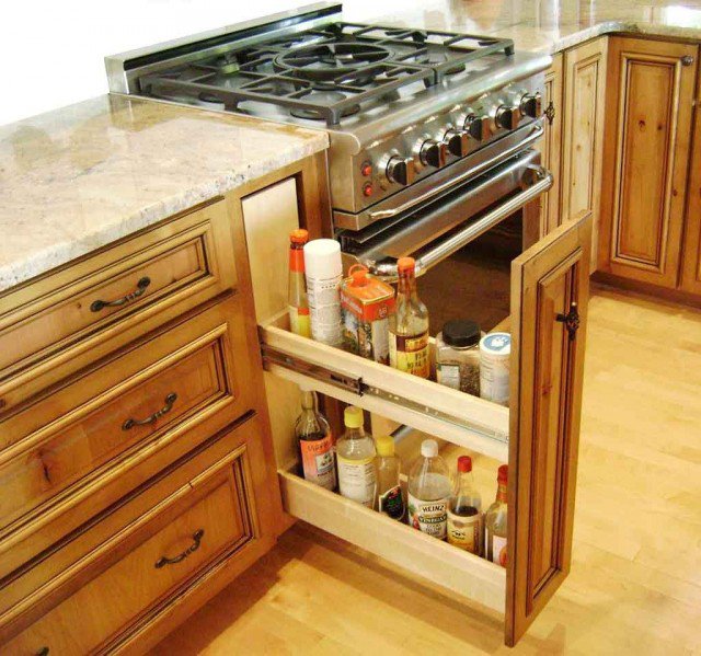 Pull-Out Rack for Oil and Vinegar