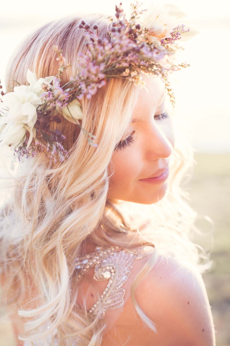 15 Hairstyles with Flower Crowns for Wedding - Pretty Designs