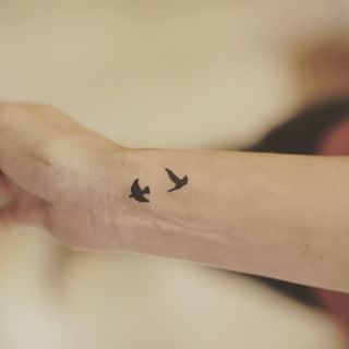 17 Simple and Subtle Feminine Tattoos for 2016