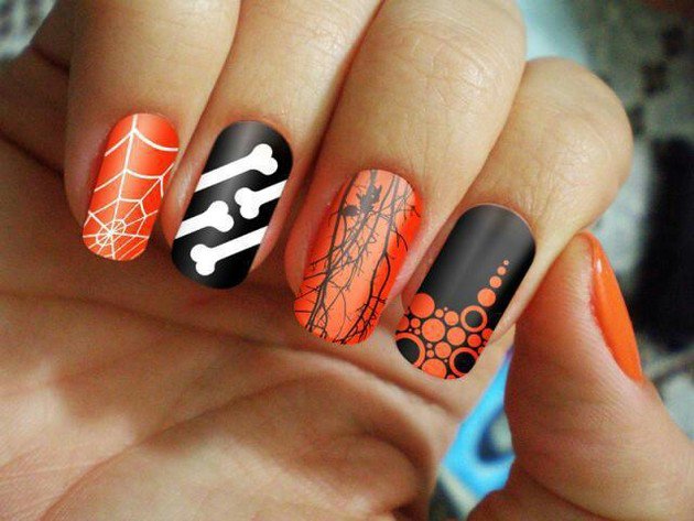 Black and Orange Halloween Nail Design