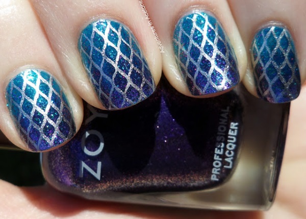 Blue Fishnet Nail Design