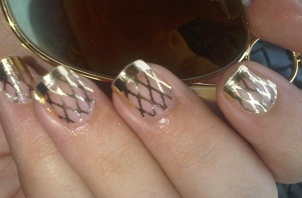 Gold Fishnet Nail Design