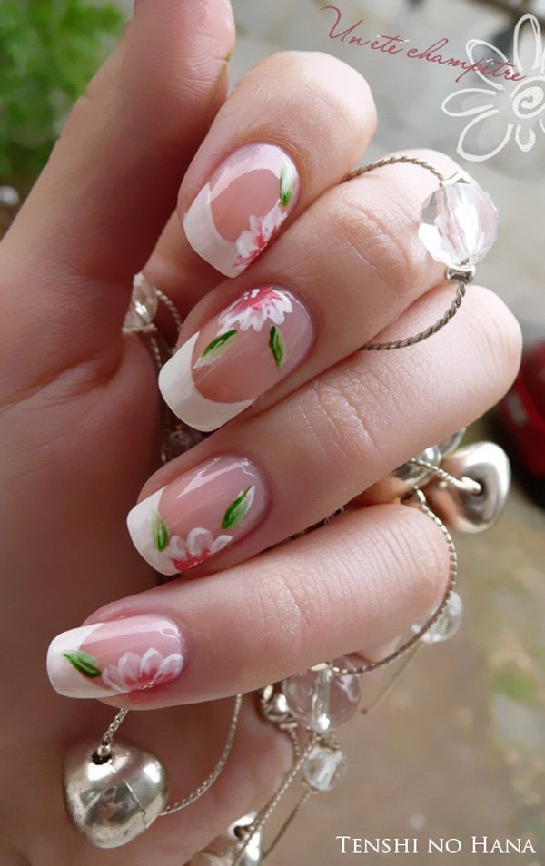25 Trendy & Classy French Manicure Ideas - Pretty Designs