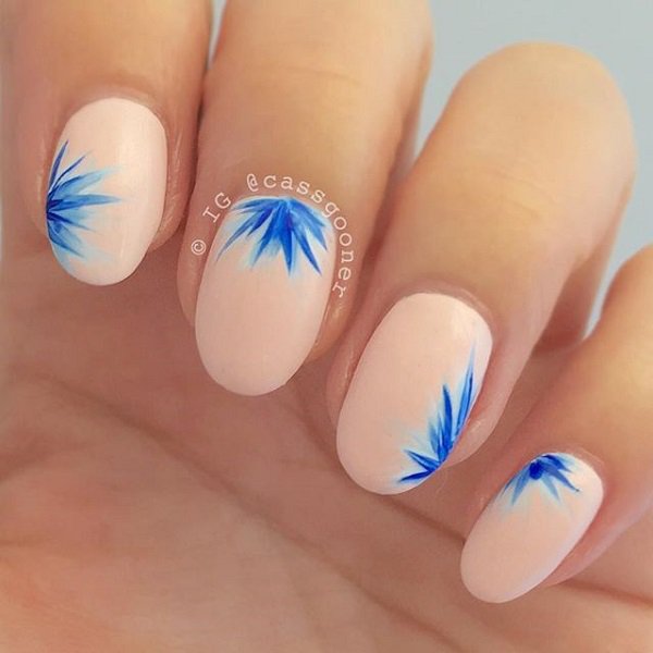Nude Leaves Nail Design
