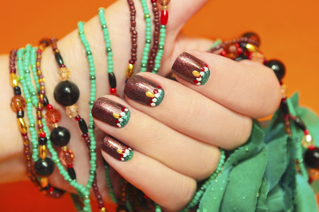 Dotted Thanksgiving Nail Design