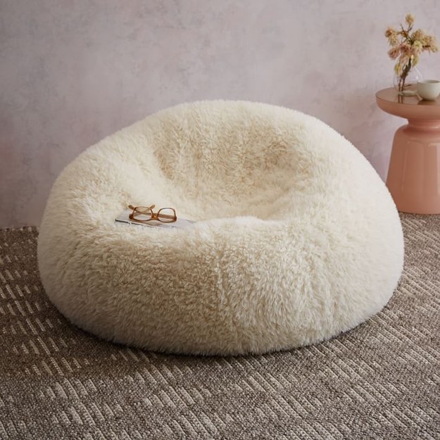 Cozy Fur Seat