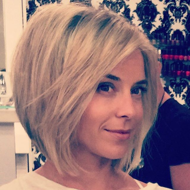 Easy short bob haircut for thick hair