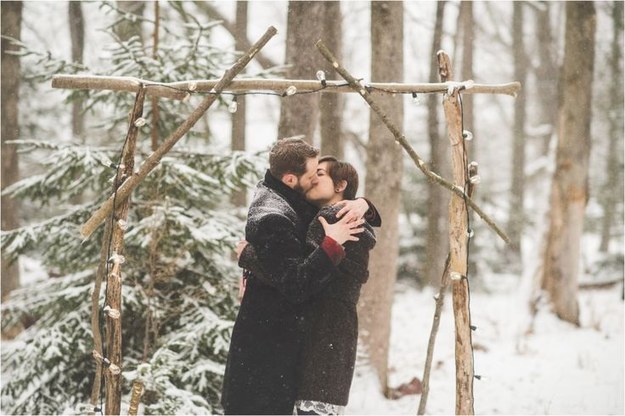 Kiss in the Snow and the Woods