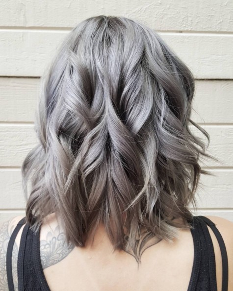 Shoulder Length Wavy Hairstyle for Grey Hair
