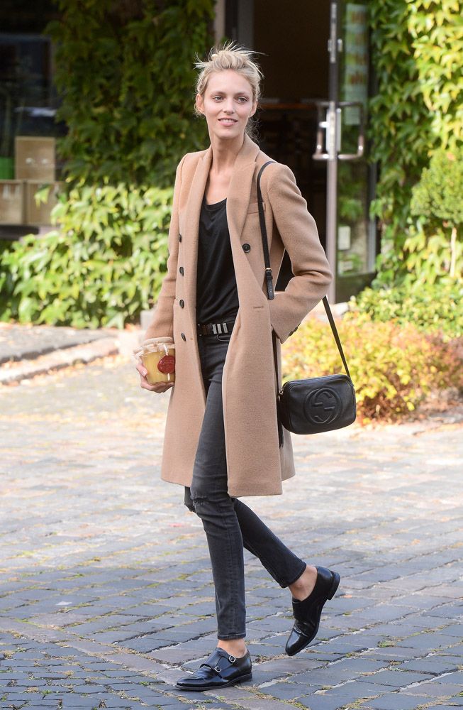 Camel Coat, Black Tee and Skinny Jeans