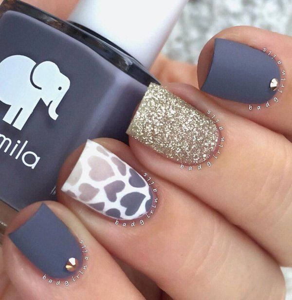 Printed Grey Matte Nails