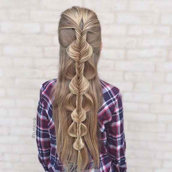 Half Up Braid Hairstyle for Your Daughter