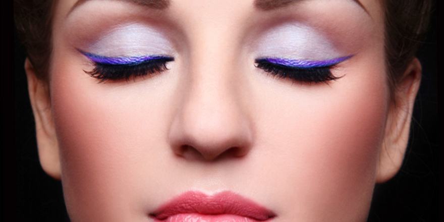 6 Tips on How to Rock Colored Eyeliner - Colorful Eyeliner Ideas
