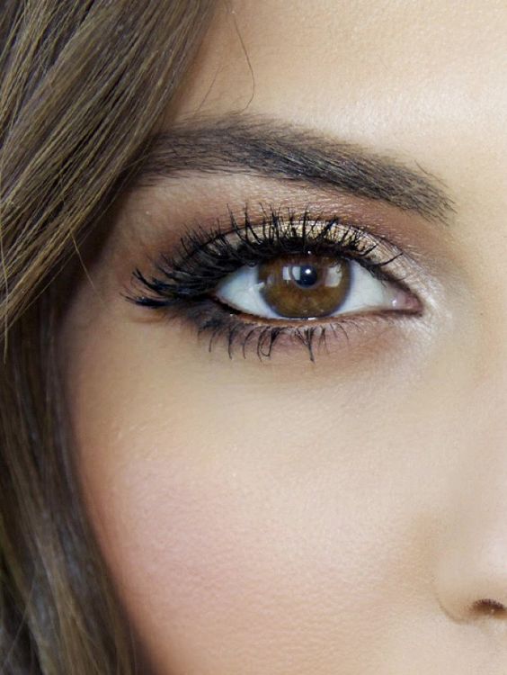 5 Tips on How to Achieve Beach-Ready Makeup 5 Tips on How to Achieve Beach-Ready Makeup