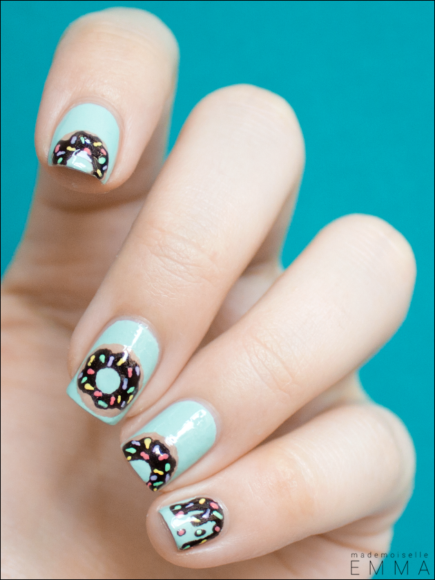 Blue Nails with Donuts via