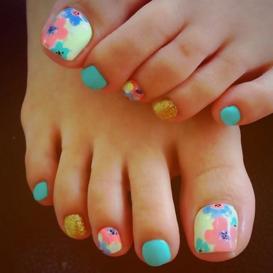 Water Colored Toe Nails via