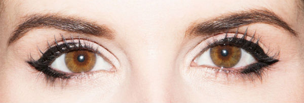 eyeliner-trick-close-set-eyes-winged