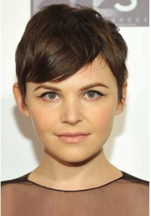 How to Use Makeup to Make Your Face Look Thinner How to Use Makeup to Make Your Face Look Thinner