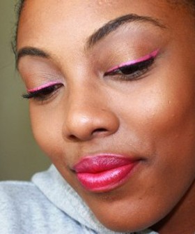 pink-eyeliner