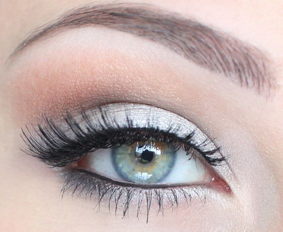 Top 7 Makeup Tips For Deep Set Eyes Top 7 Makeup Tips For Deep Set Eyes