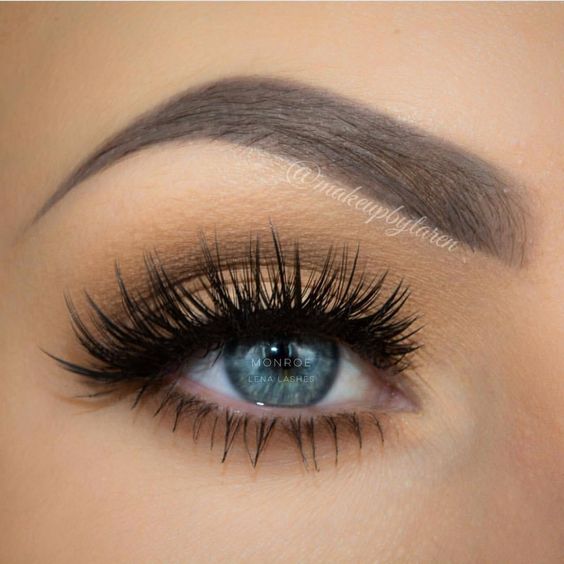 5 Tips to Fake Long, Thick Eyelashes (Without Falsies)