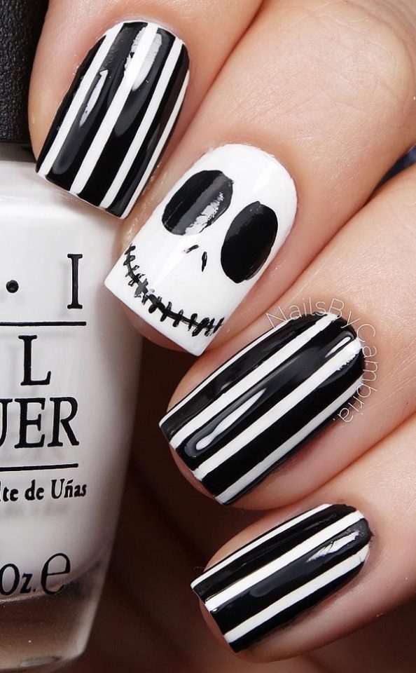 black-and-white-halloween-nails via