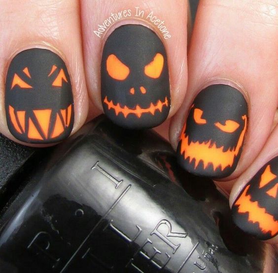 pumpkin-face-nails via