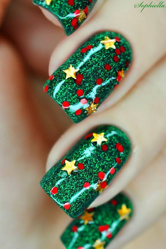 green-nails-with-glitter via