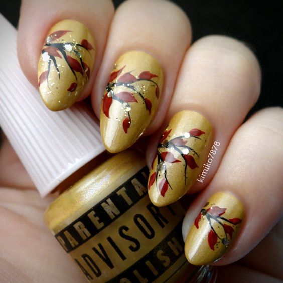 mustard-nails-with-flowers via