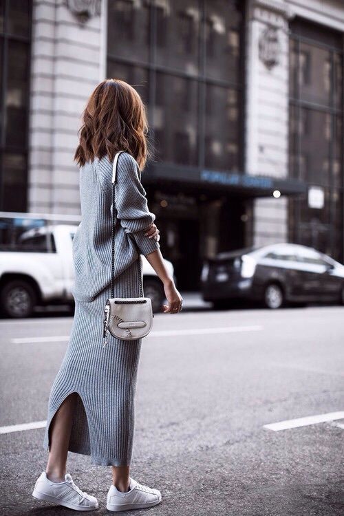 grey-knit-skirt-and-white-sneakers via