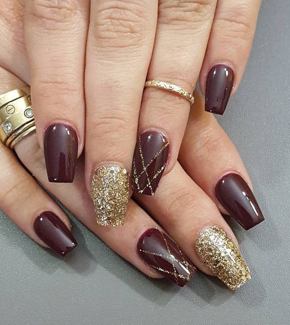 20 Nail Designs for New Years Eve - Pretty Designs