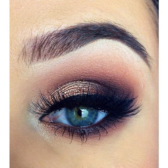 10 Awesome Eye Makeup Looks for Blue Eyes 10 Awesome Eye Makeup Looks for Blue Eyes