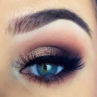 How to Rock Makeup For Blue Eyes