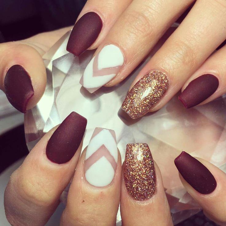 30 Amazing Burgundy Nail Designs for Women 2018