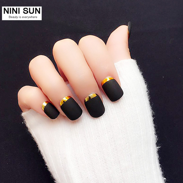 40 Best Metallic Nail Designs for 2022 - Nail Art Ideas 40 Best Metallic Nail Designs for 2022 - Nail Art Ideas